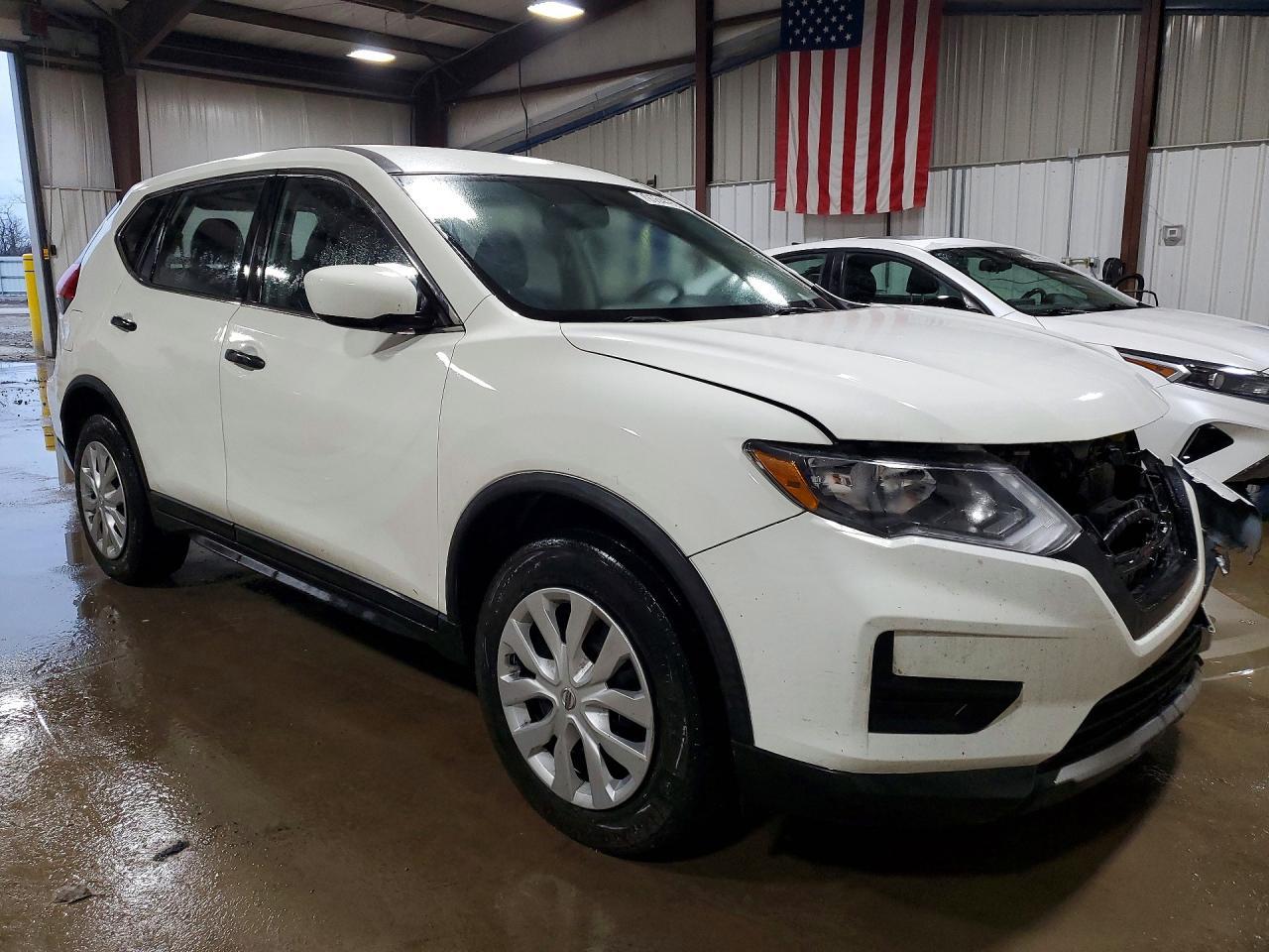 2017 Nissan Rogue S - zdjęcie 4