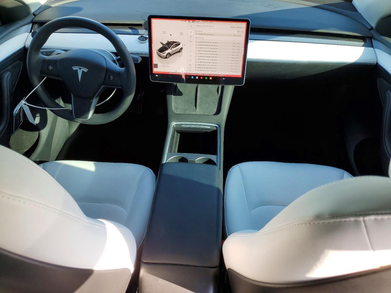 2023 Tesla Model Y - zdjęcie 8