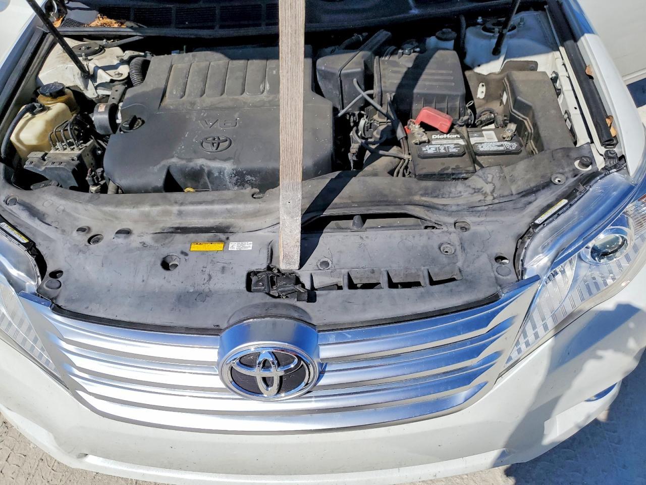 2025 Toyota Avalon Limited - zdjęcie 11