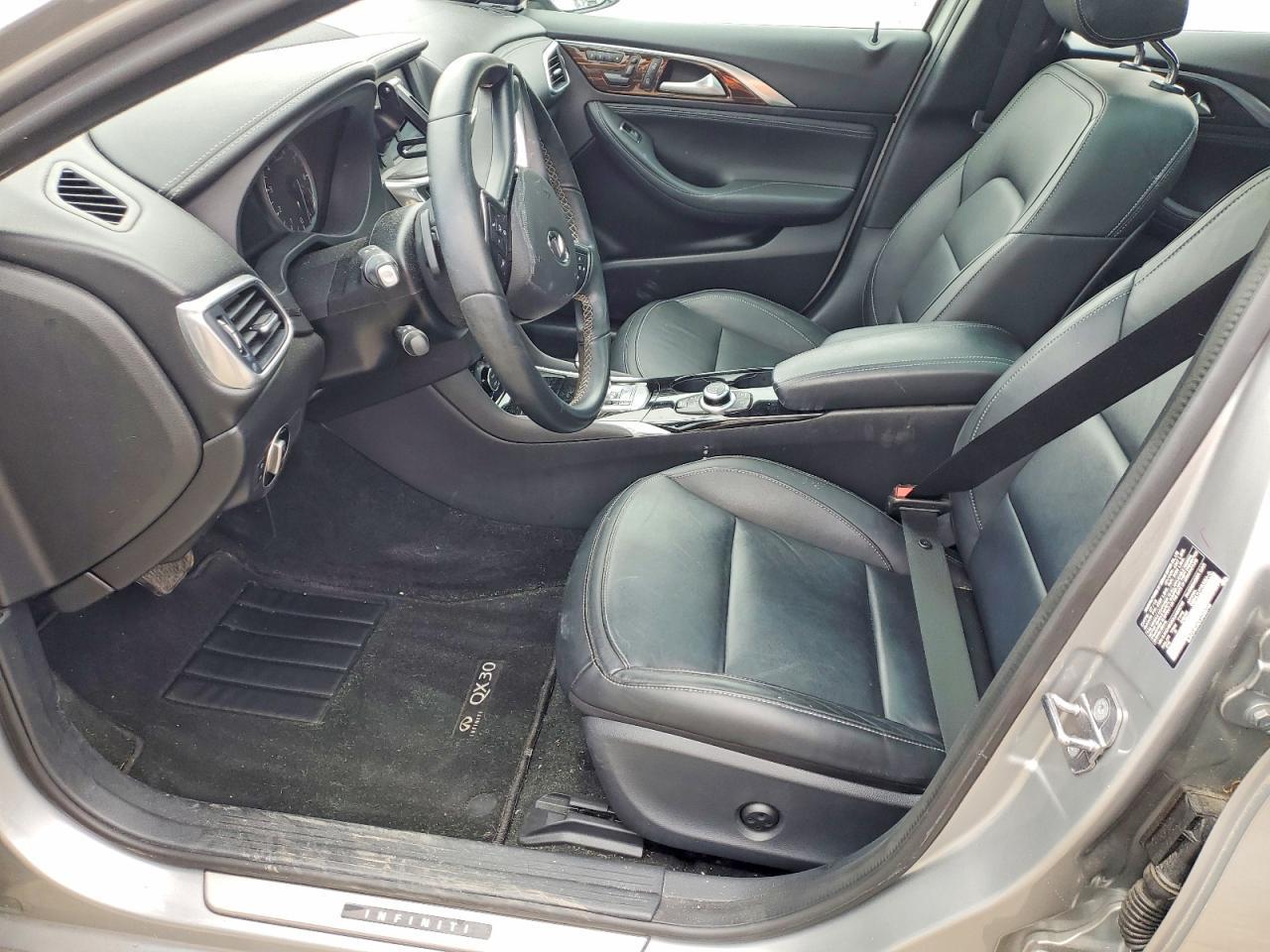 2018 Infiniti Qx30 Essential - zdjęcie 7