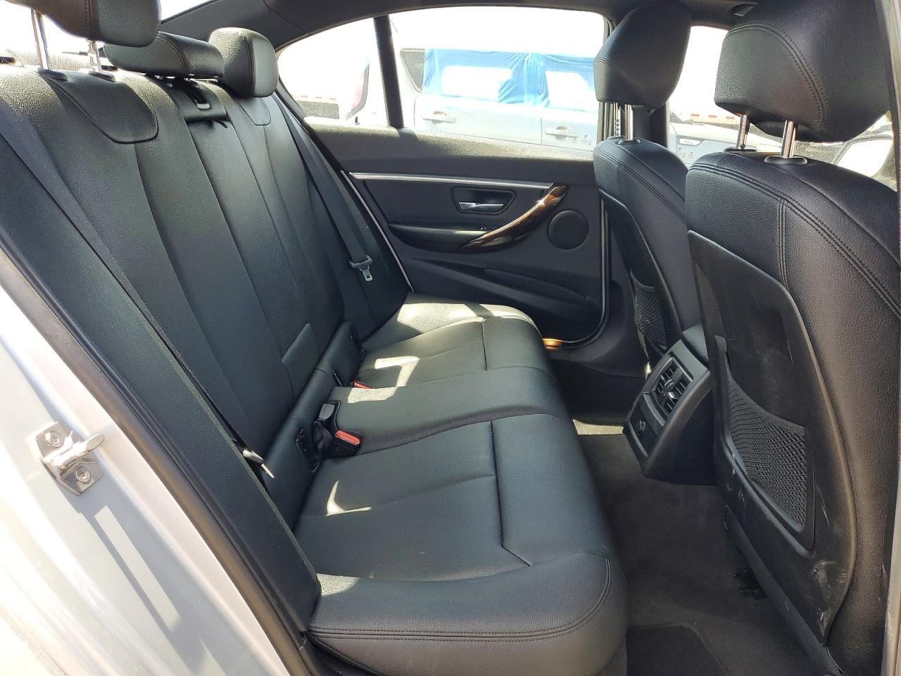 2016 BMW 328 Xi Sulev - zdjęcie 10