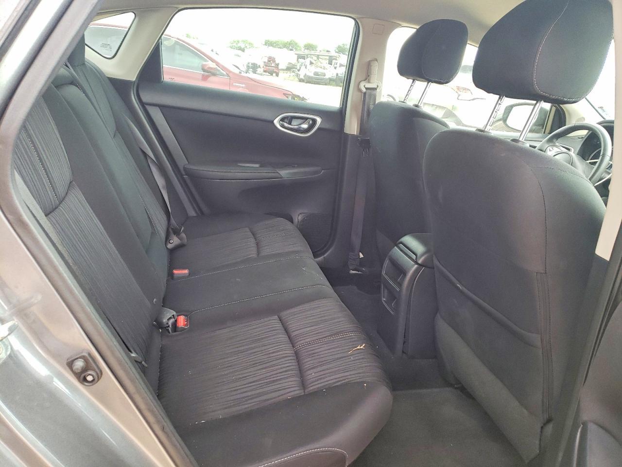 2017 Nissan Sentra Sv - zdjęcie 10
