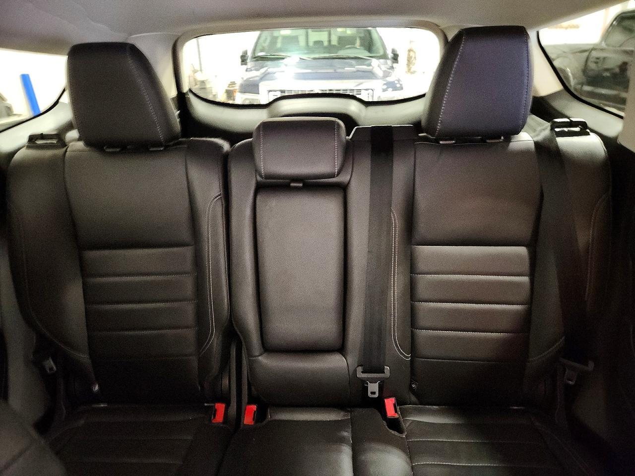 2014 Ford Escape Titanium - zdjęcie 10