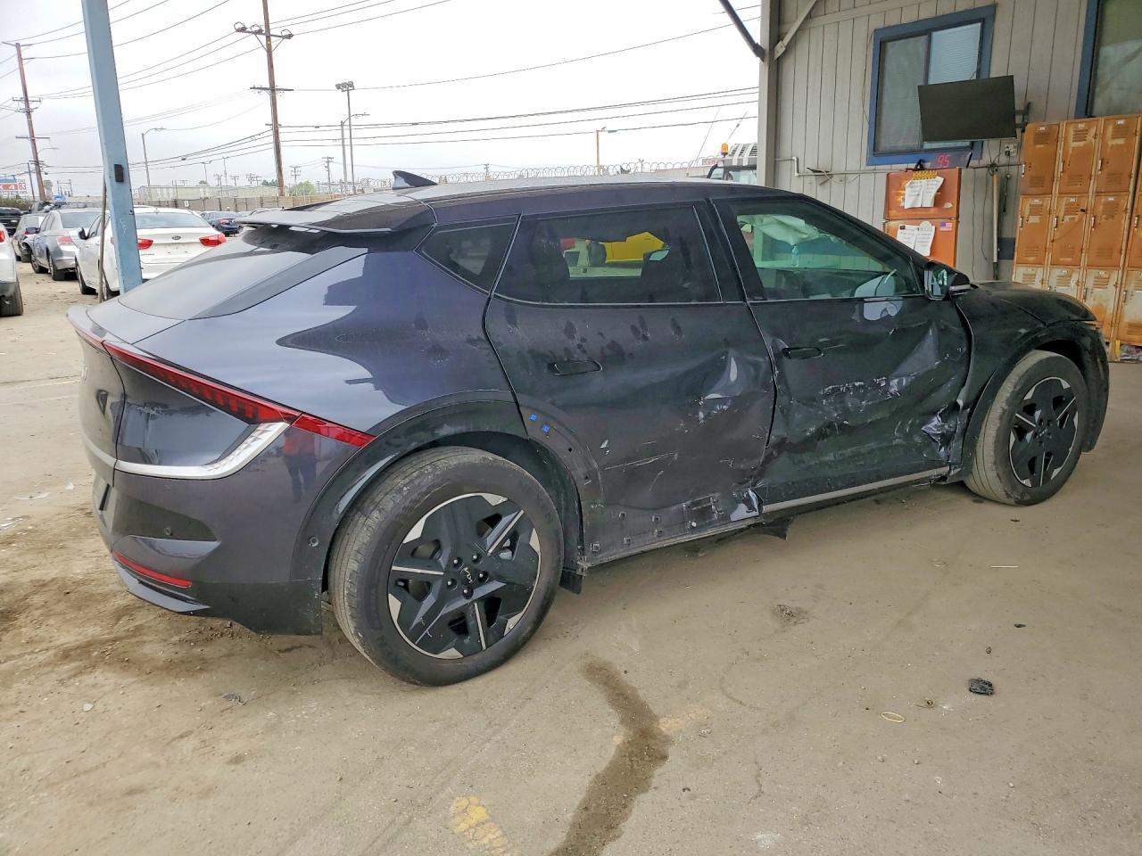 2025 Kia Ev6 Wind - zdjęcie 3