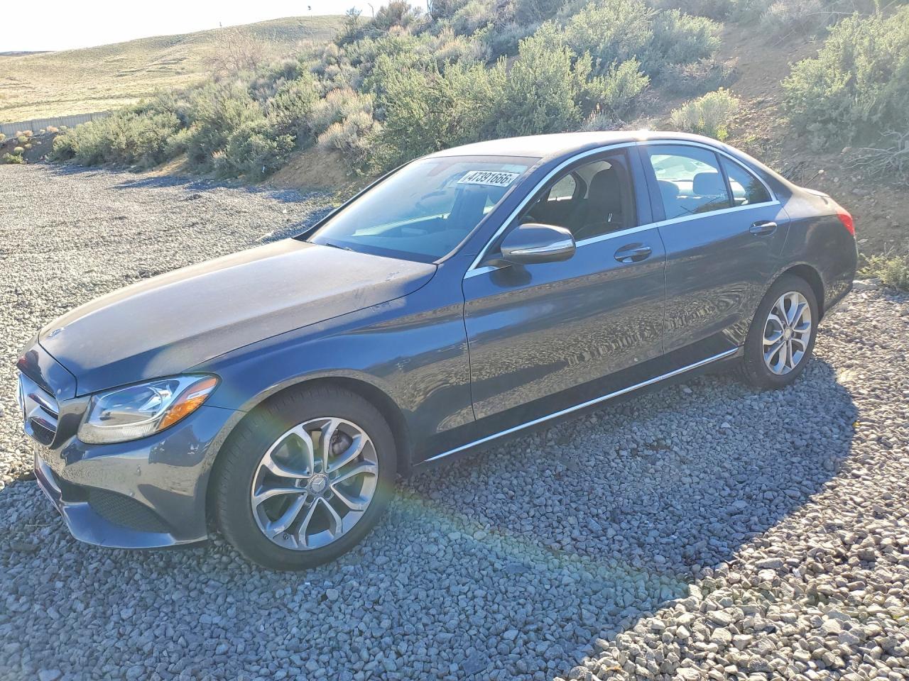 2015 Mercedes-Benz C 300 4Matic - zdjęcie główne