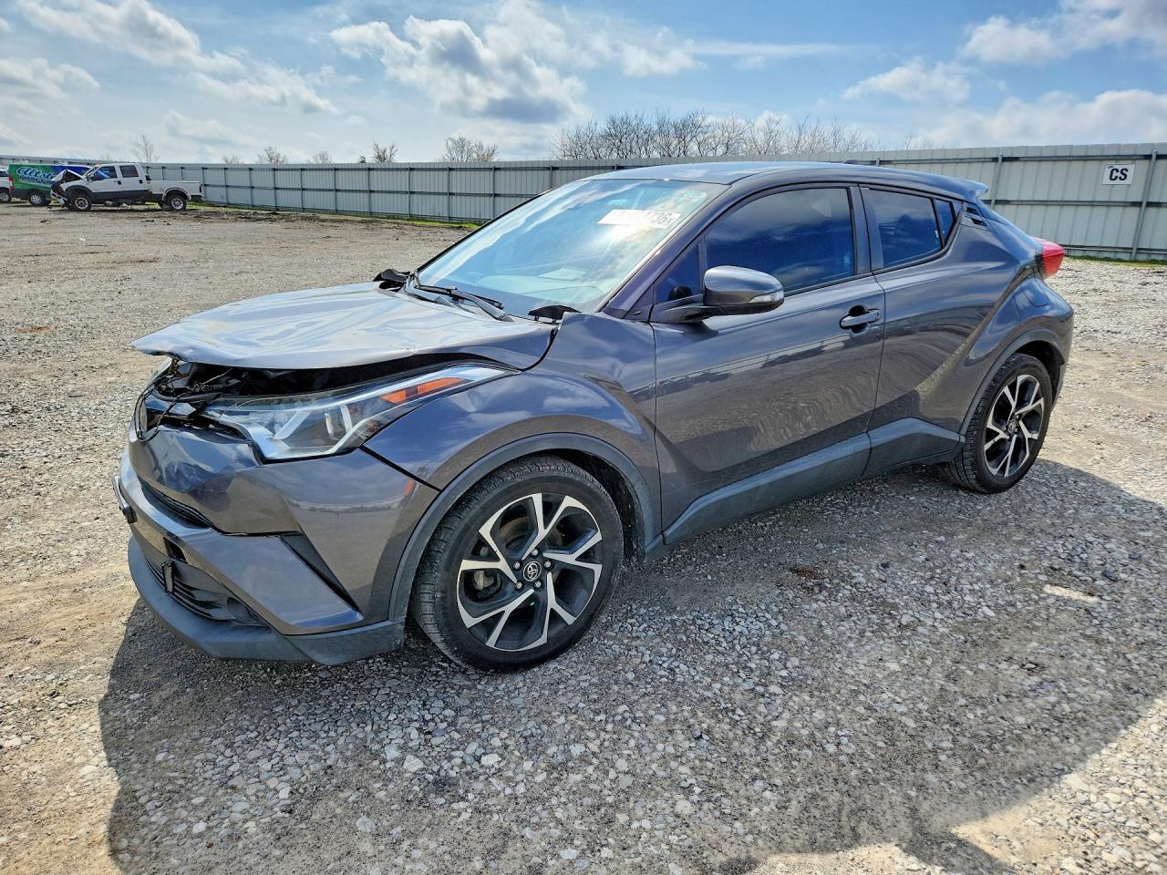 2018 Toyota C-Hr Xle - zdjęcie główne