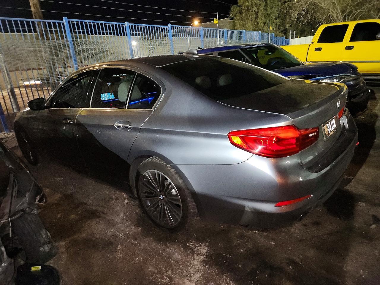 BMW Seria 5 - zdjęcie 2