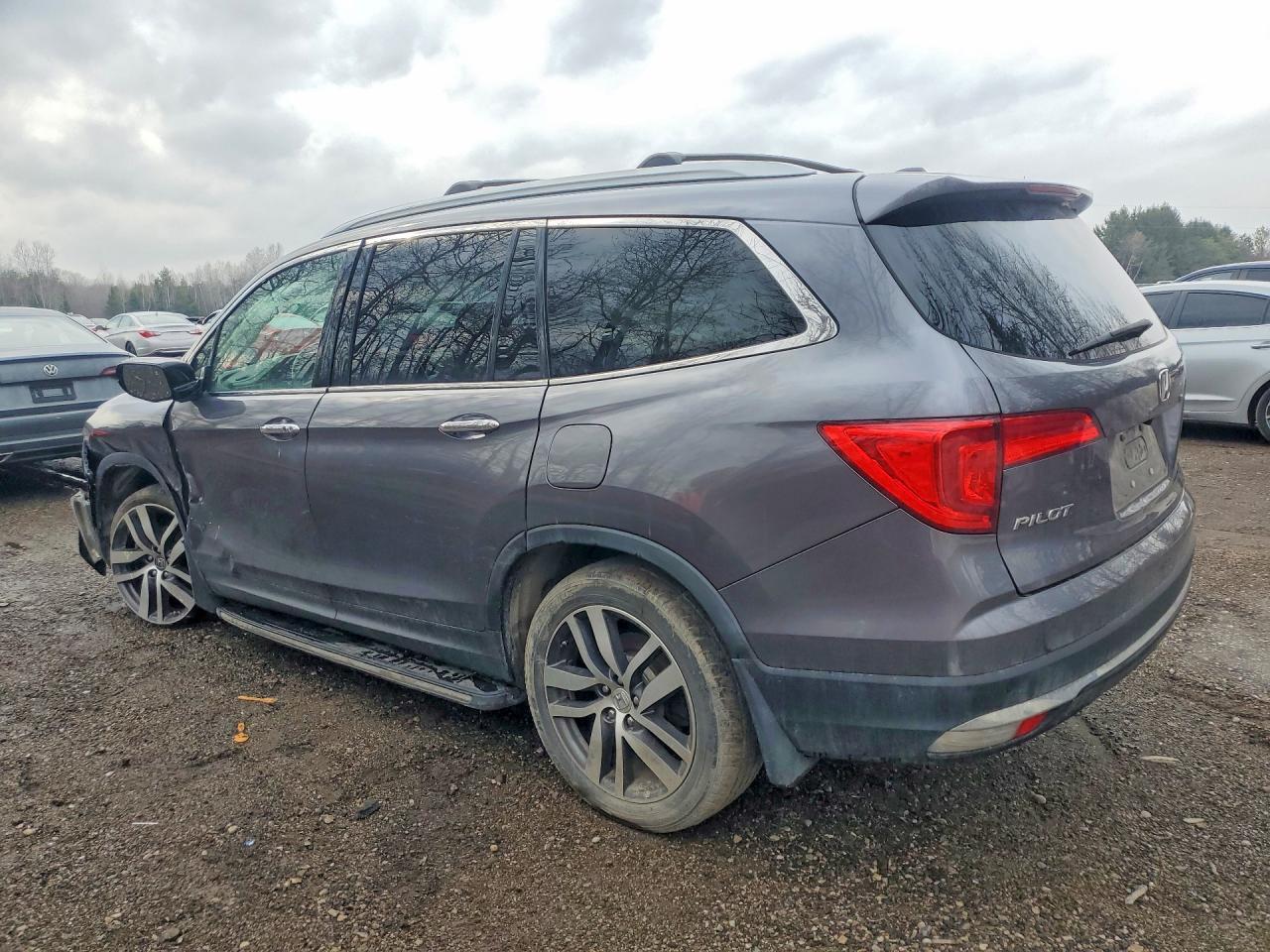 2016 Honda Pilot Touring - zdjęcie 2