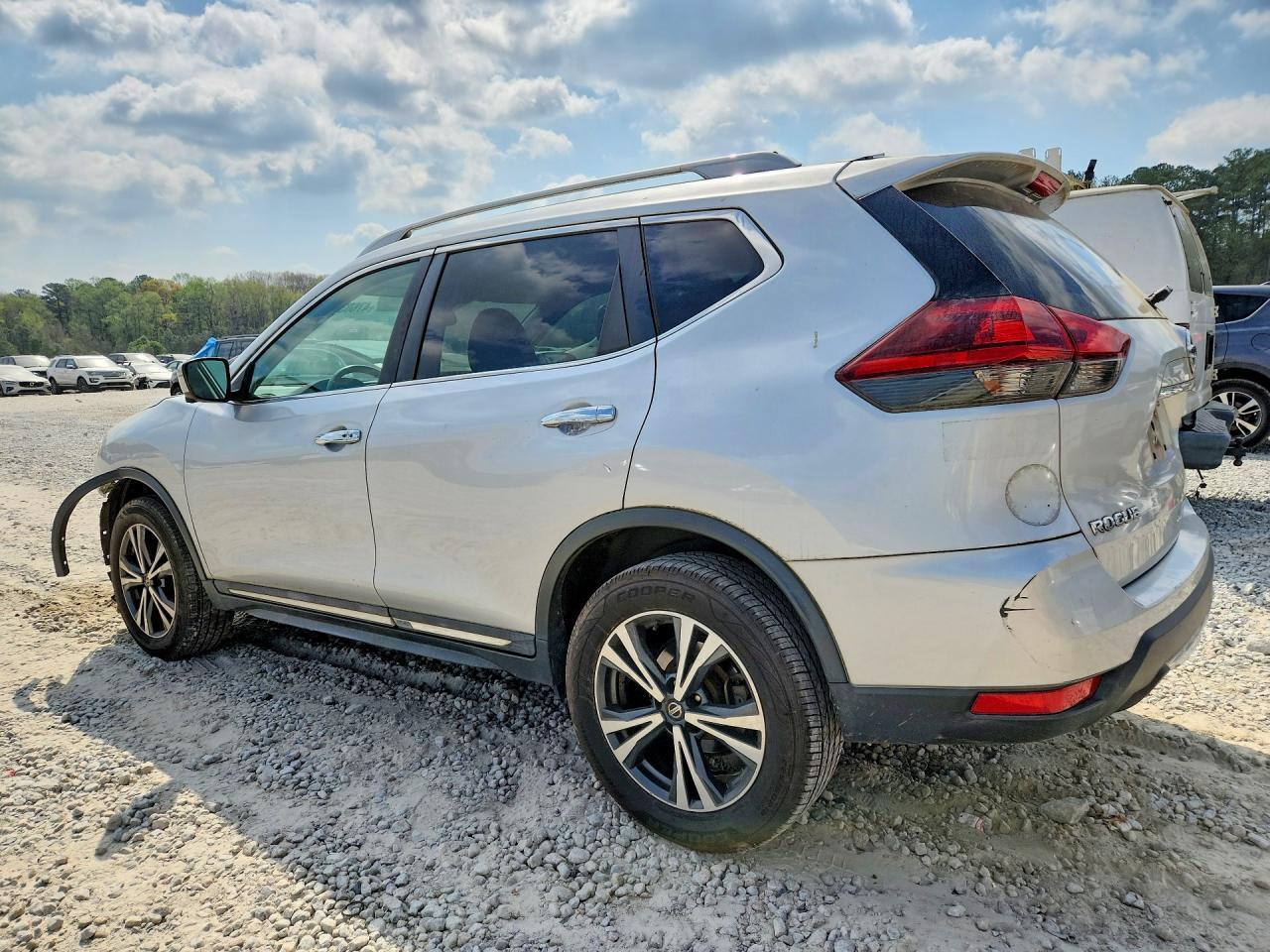2018 Nissan Rogue Sl - zdjęcie 2