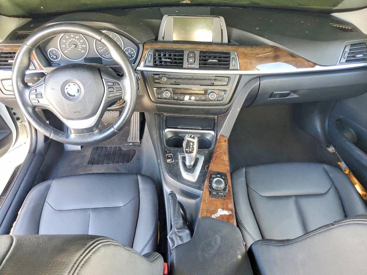 2014 BMW 328 I - zdjęcie 8