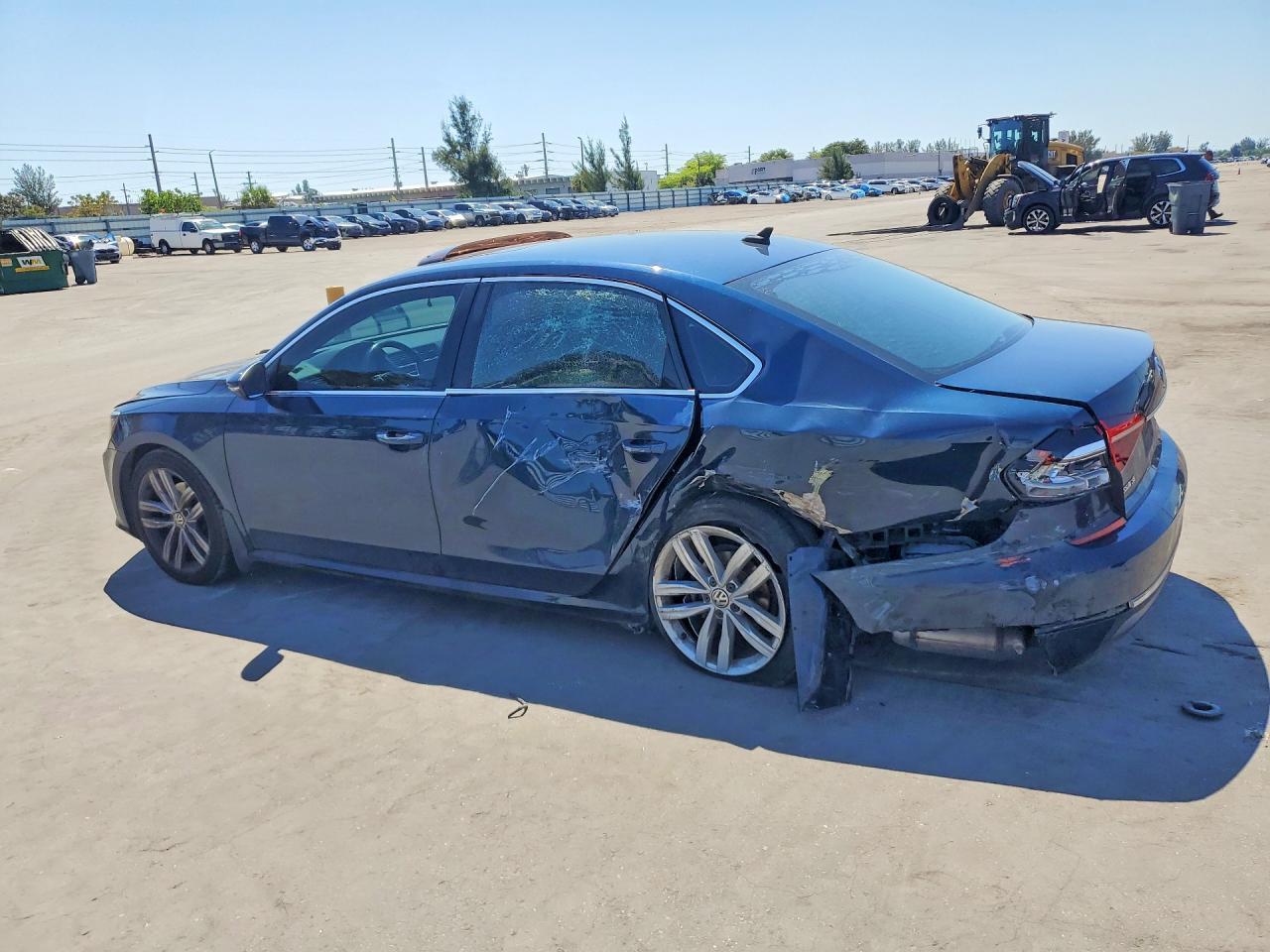 2018 Volkswagen Passat Se - zdjęcie 2