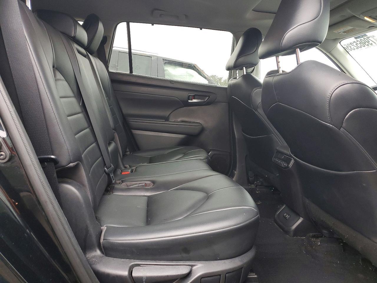 2021 Toyota Highlander Xle - zdjęcie 11