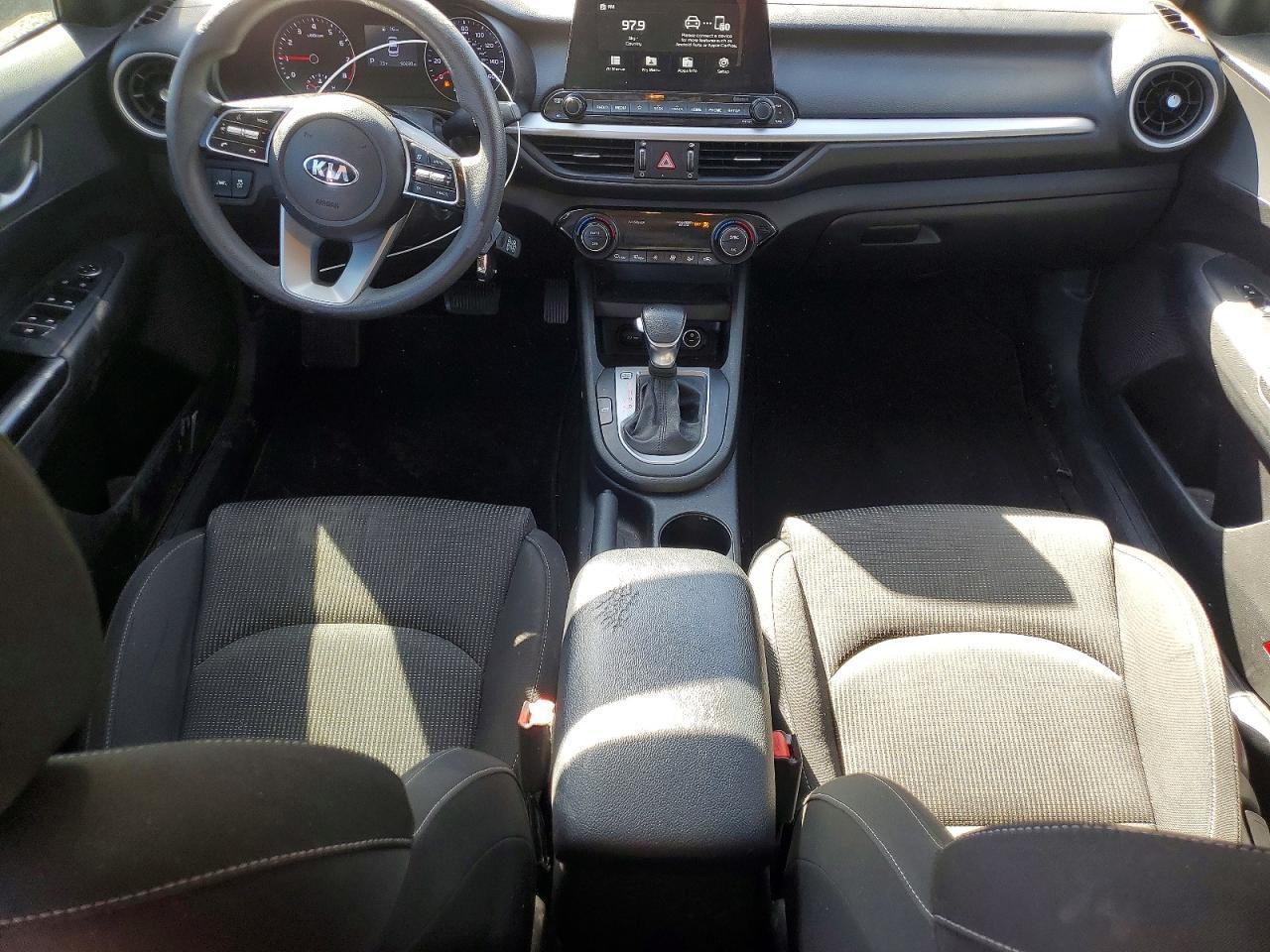 2019 Kia Forte Fe - zdjęcie 8