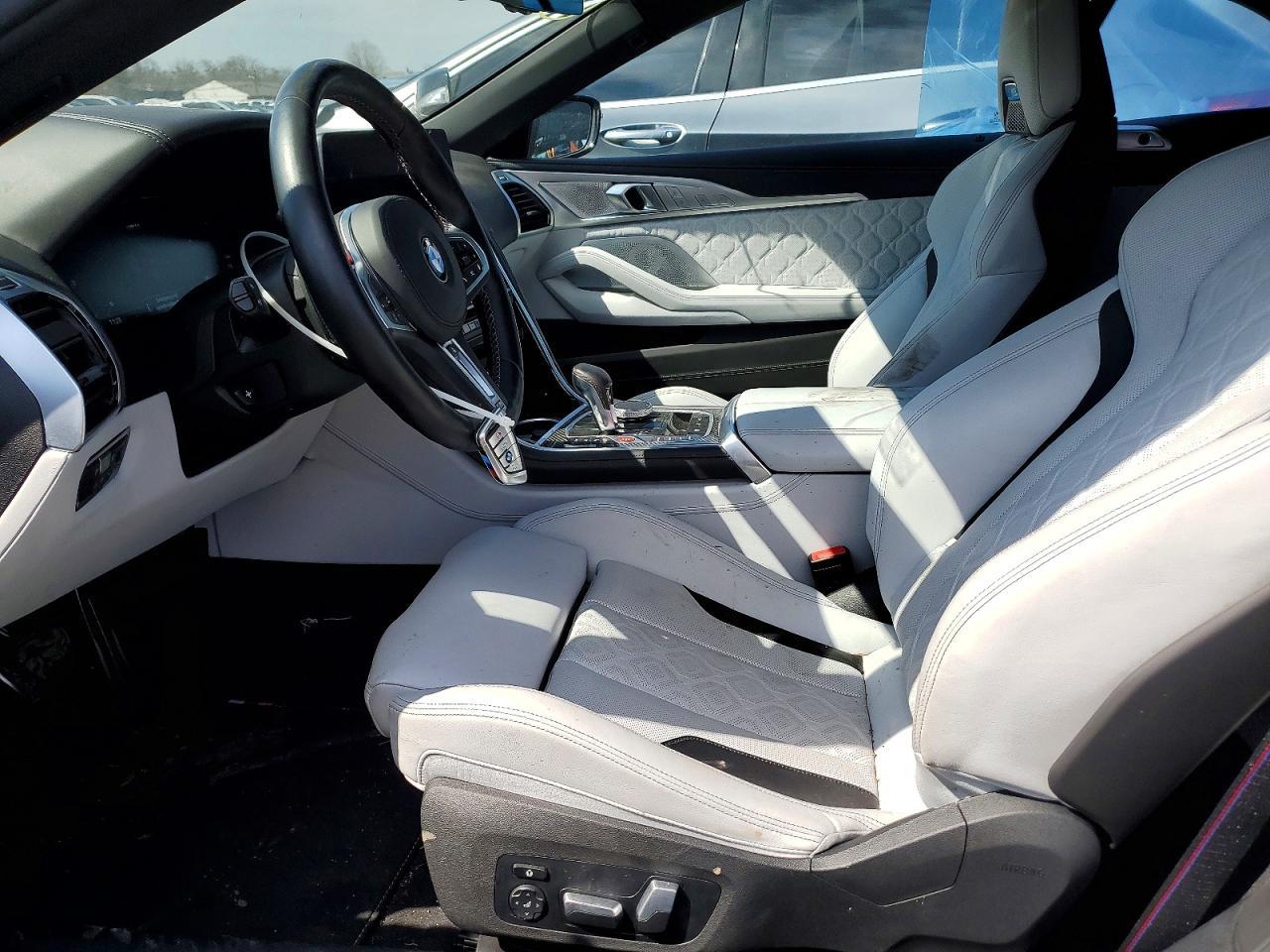 2024 BMW M8 - zdjęcie 7