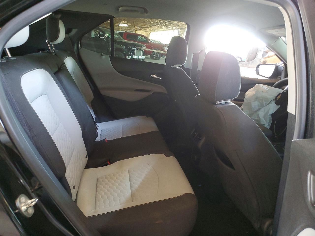 2018 Chevrolet Equinox Ls - zdjęcie 10