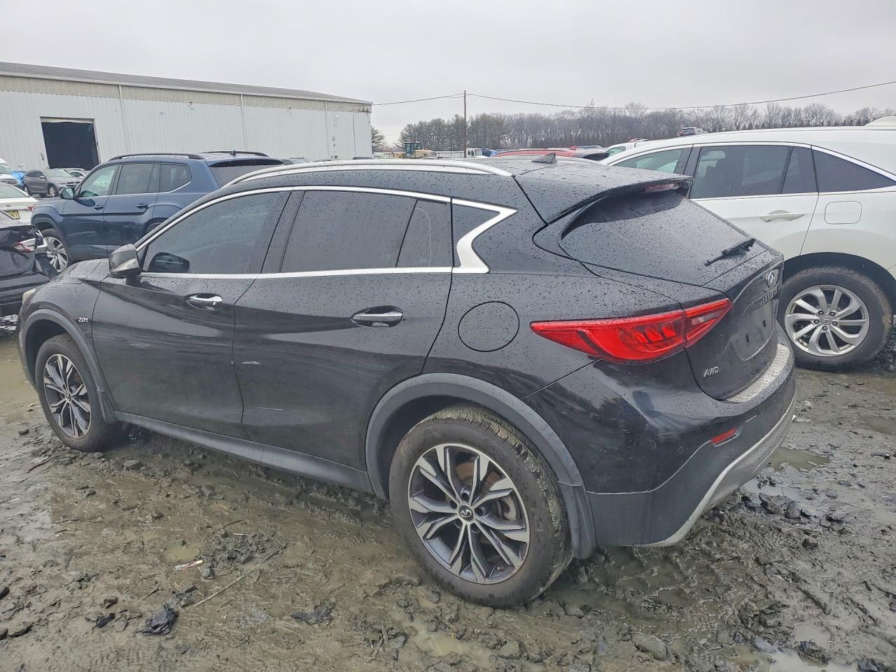 2017 Infiniti Qx30 Premium - zdjęcie 2