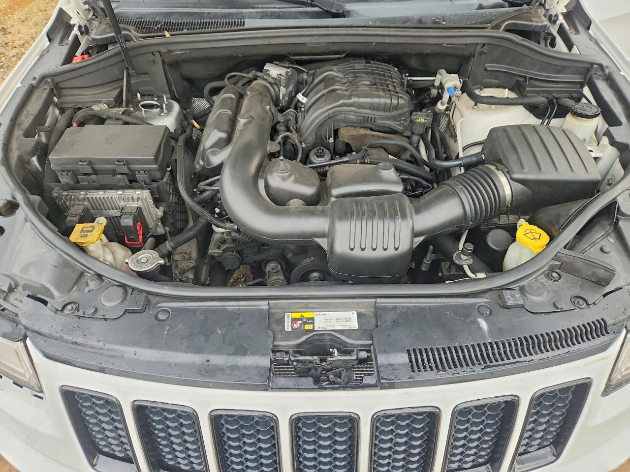 2014 Jeep Grand Cherokee Overland - zdjęcie 12
