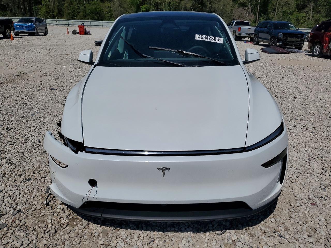 2026 Tesla Model Y - zdjęcie 5