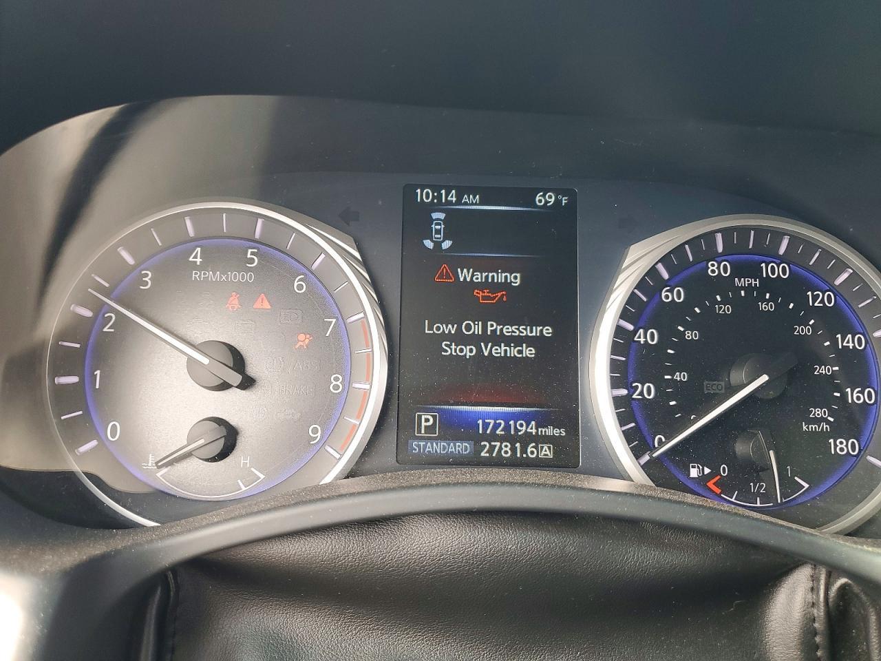 2017 Infiniti Q60 Red Sport 400 - zdjęcie 9