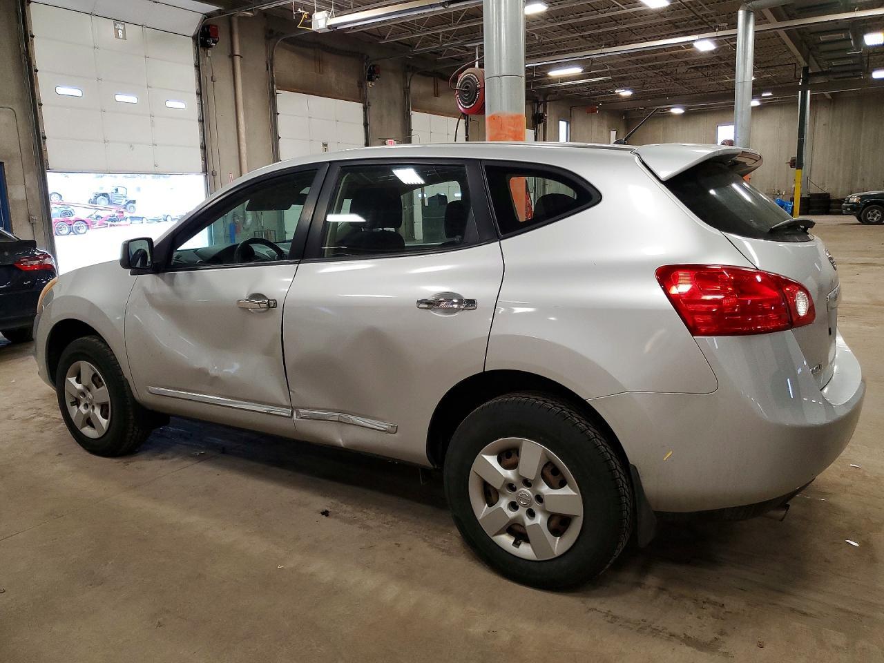 2013 Nissan Rogue S - zdjęcie 2