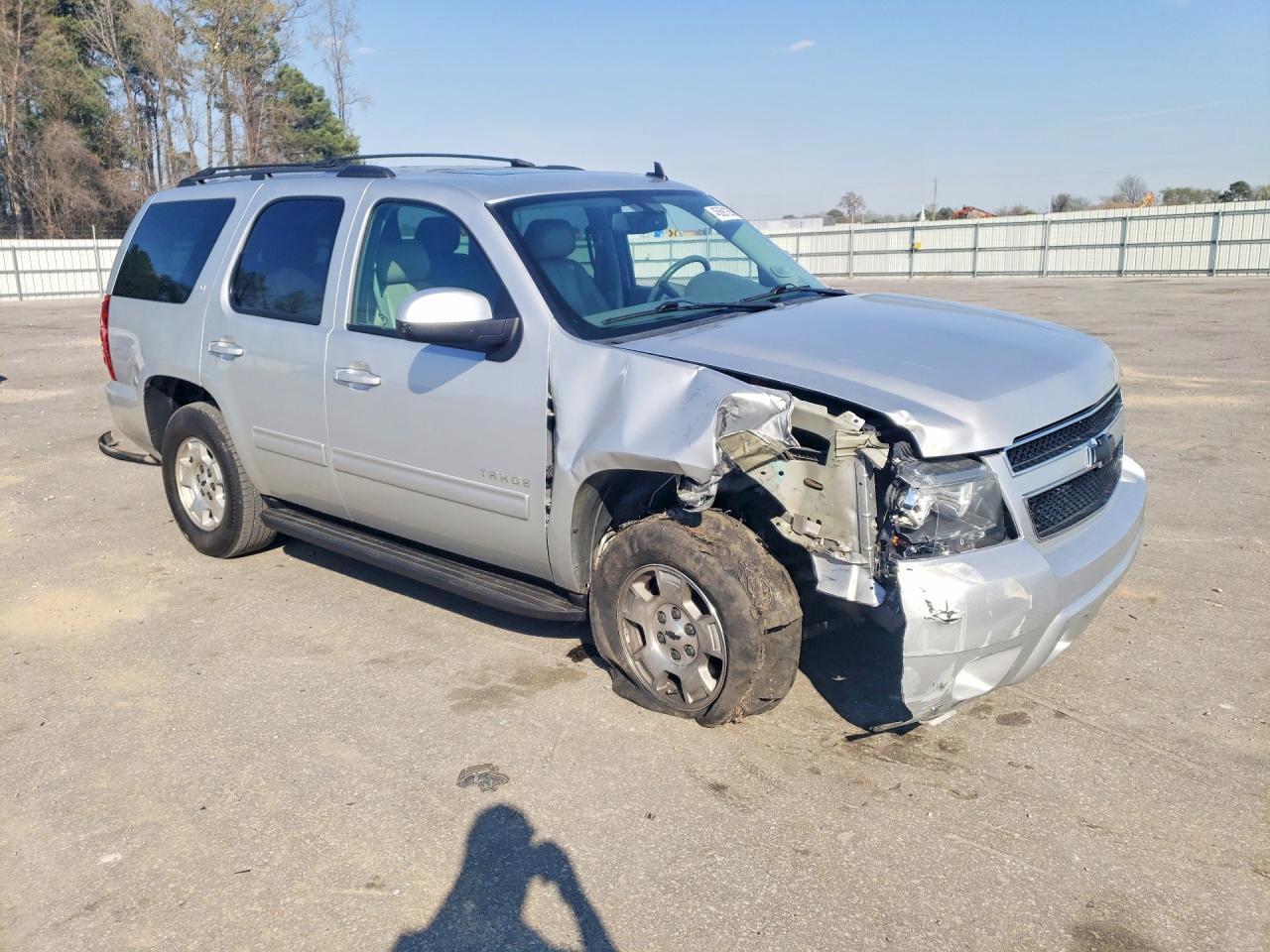 2014 Chevrolet Tahoe C1500 Lt - zdjęcie 4