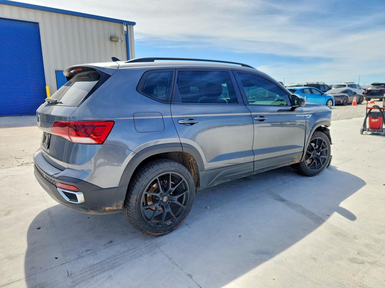 2022 Volkswagen Taos S - zdjęcie 3