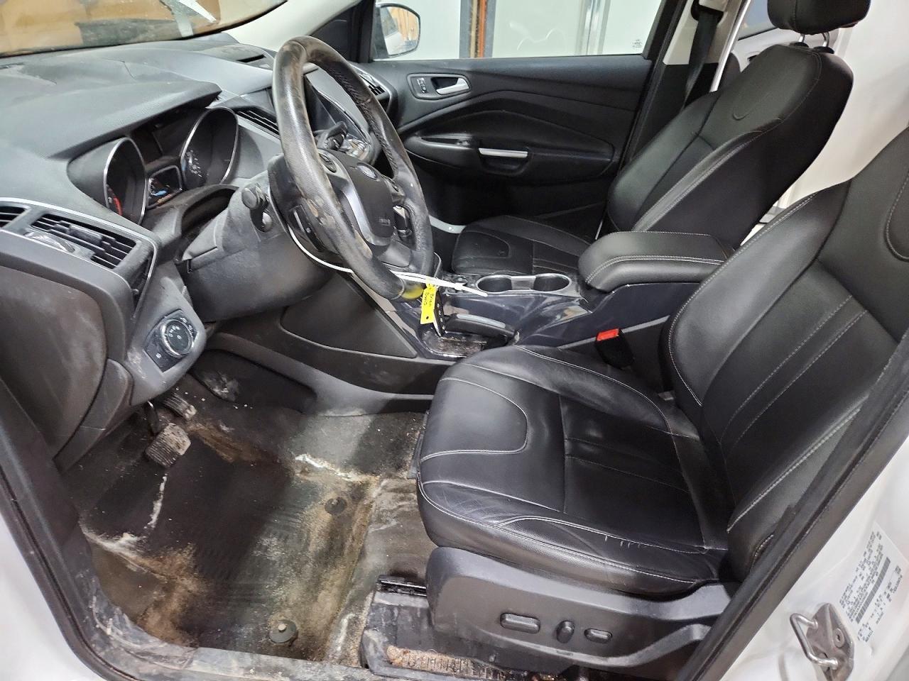 2013 Ford Escape Titanium - zdjęcie 7