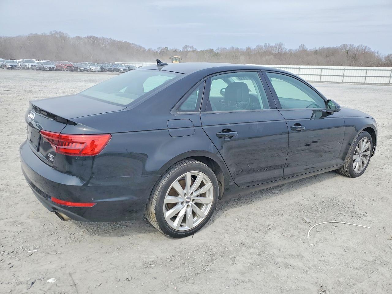 2017 Audi A4 Ultra Premium - zdjęcie 3