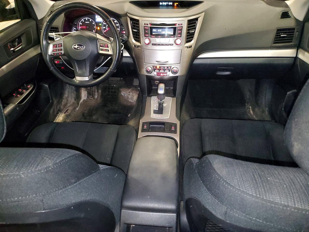 2013 Subaru Outback 2.5I Premium - zdjęcie 8