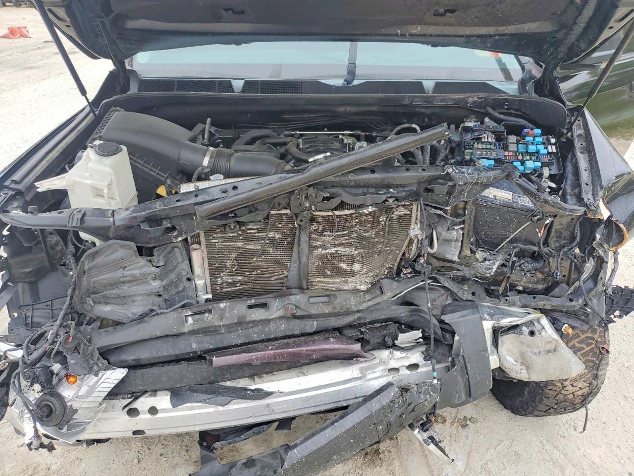 2021 Toyota Tundra Sr5 - zdjęcie 11