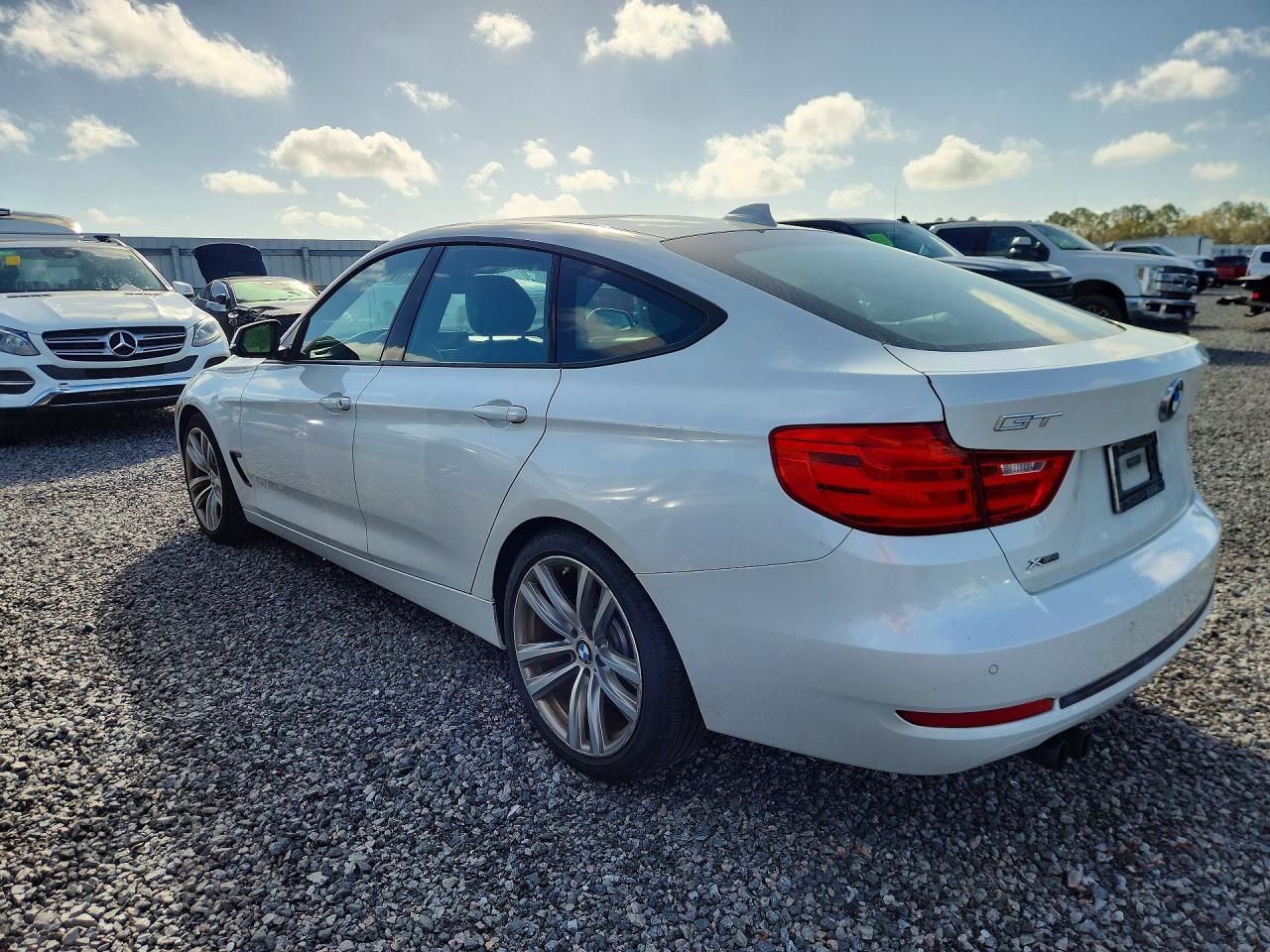 2016 BMW 328 Xigt Sulev - zdjęcie 2