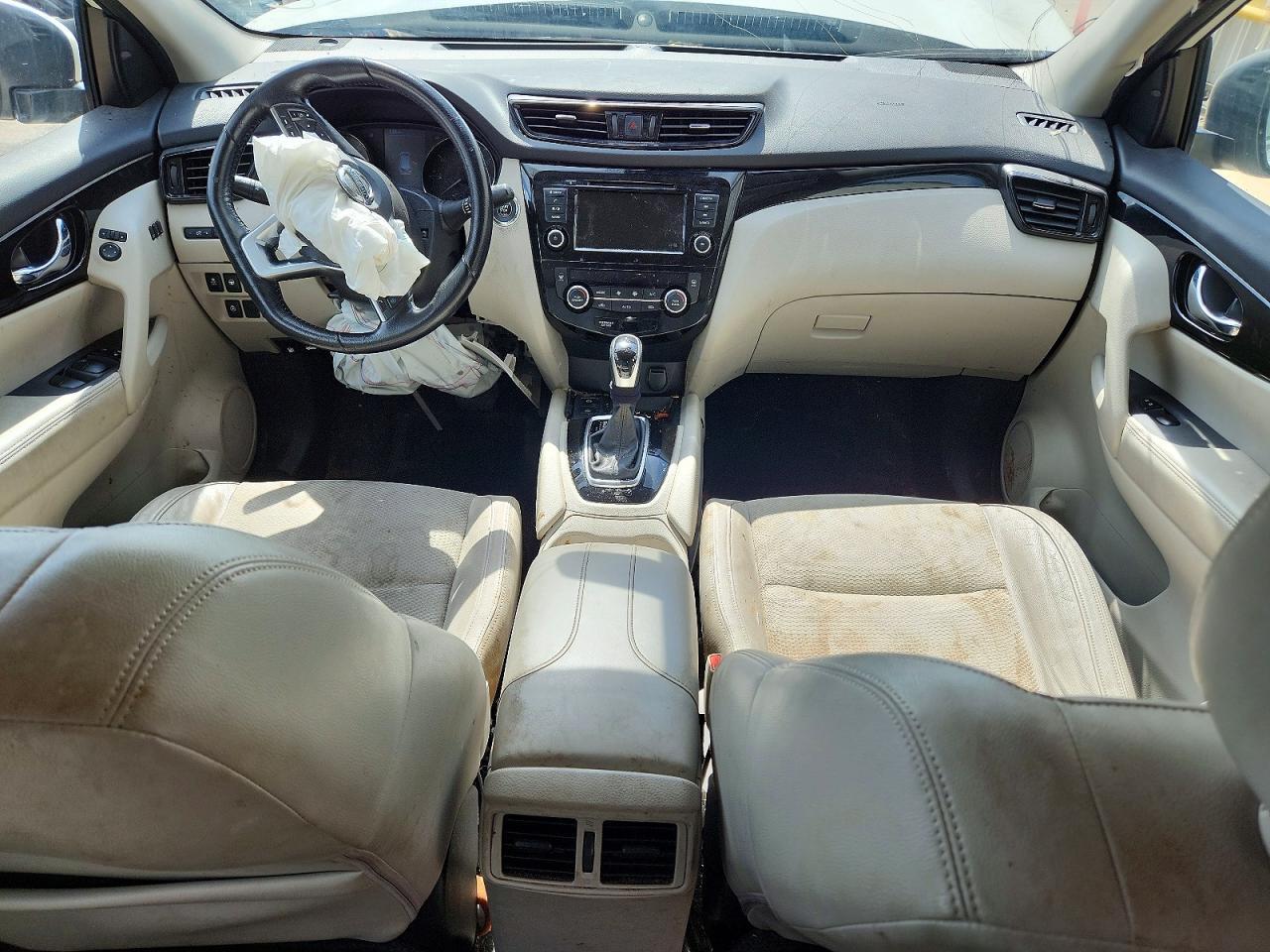 2021 Nissan Rogue Sport Sv - zdjęcie 8