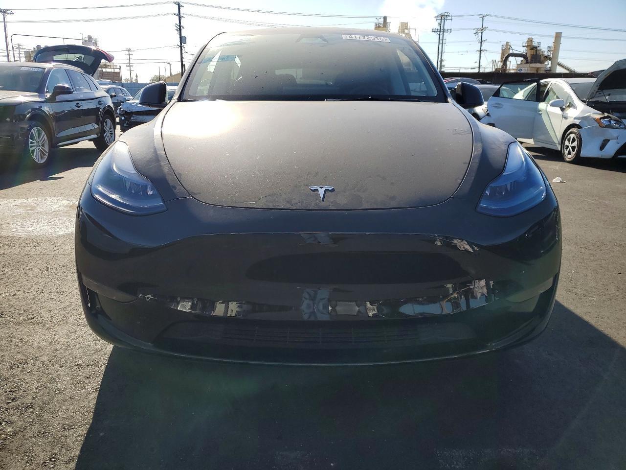 2023 Tesla Model Y - zdjęcie 5
