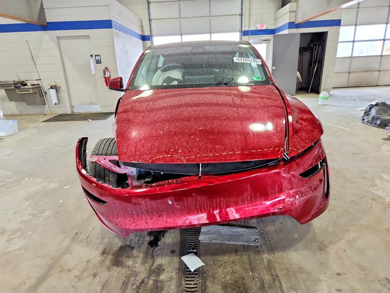 2026 Tesla Model Y - zdjęcie 5