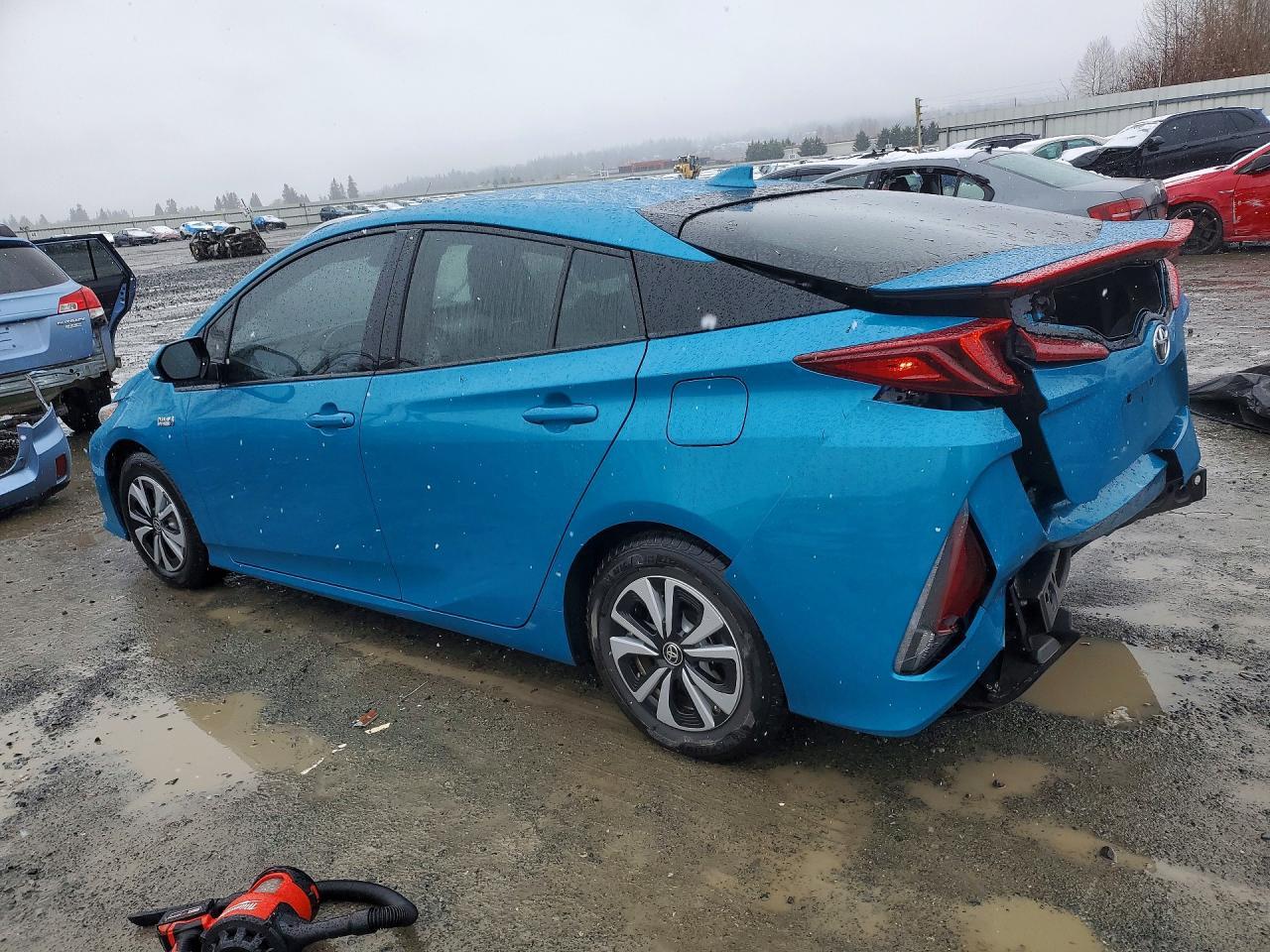 2018 Toyota Prius Prime Premium - zdjęcie 2