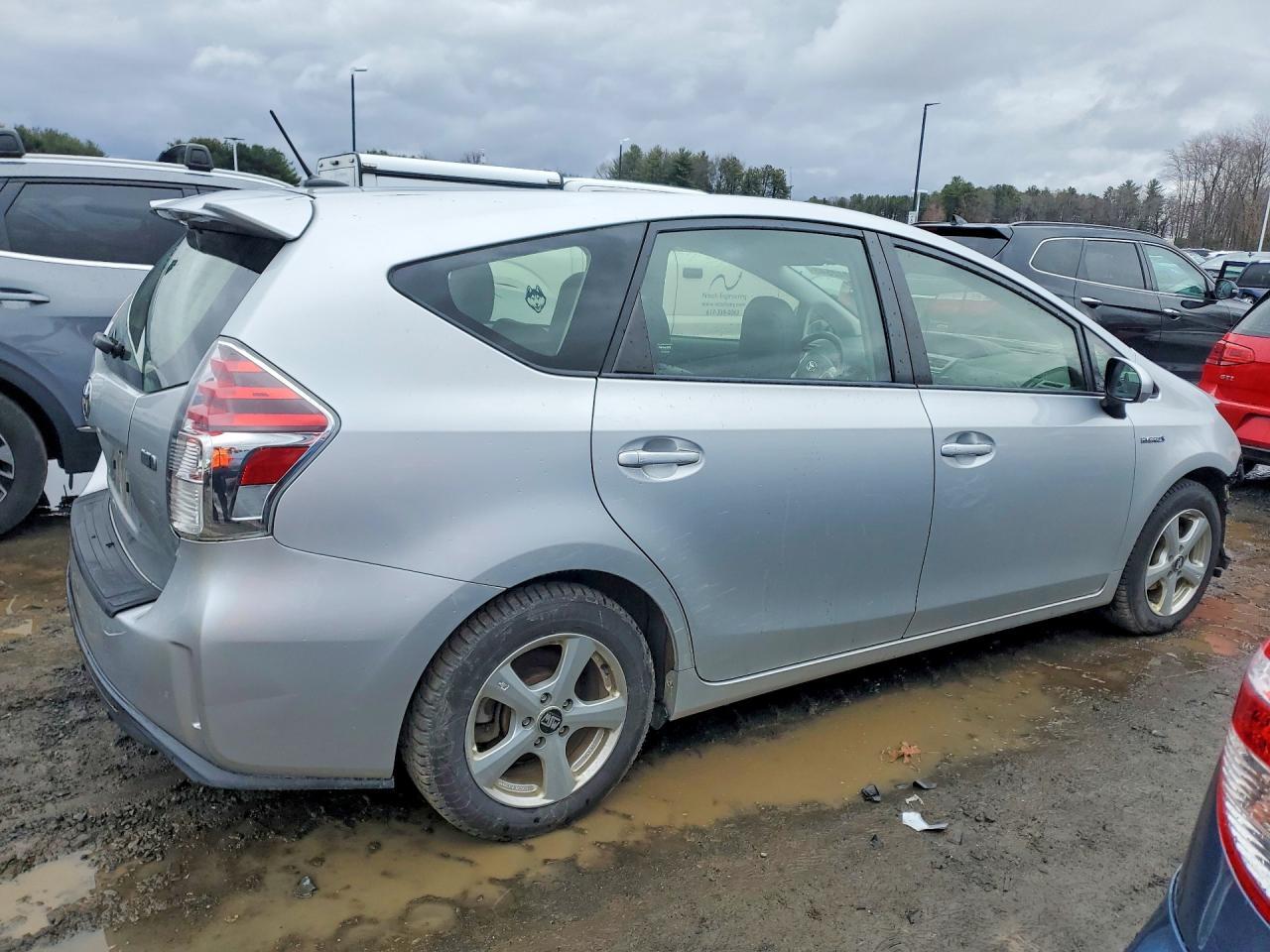 2017 Toyota Prius V Four - zdjęcie 3
