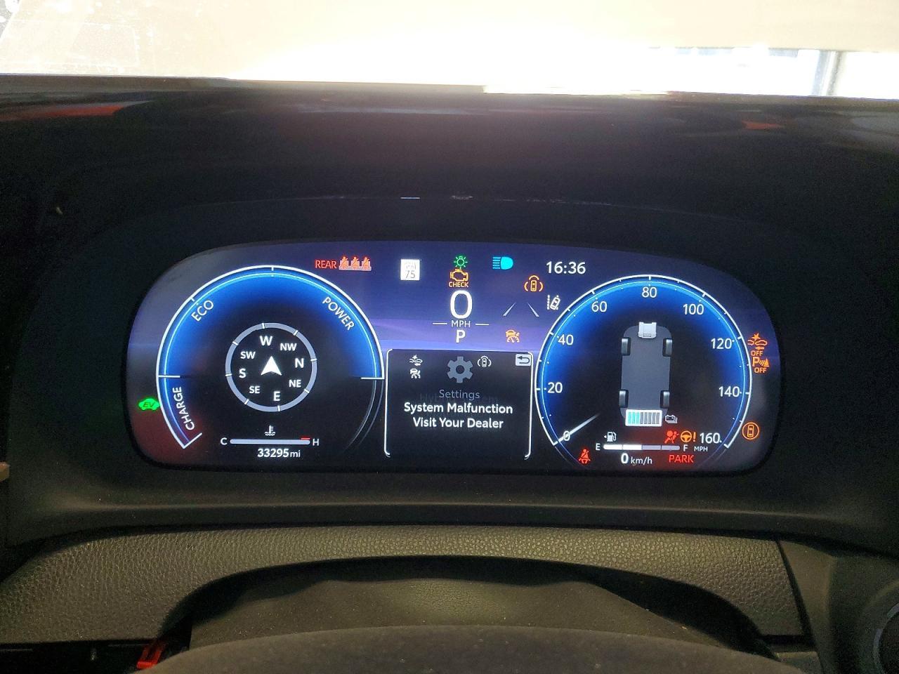 2024 Toyota Crown Limited - zdjęcie 9