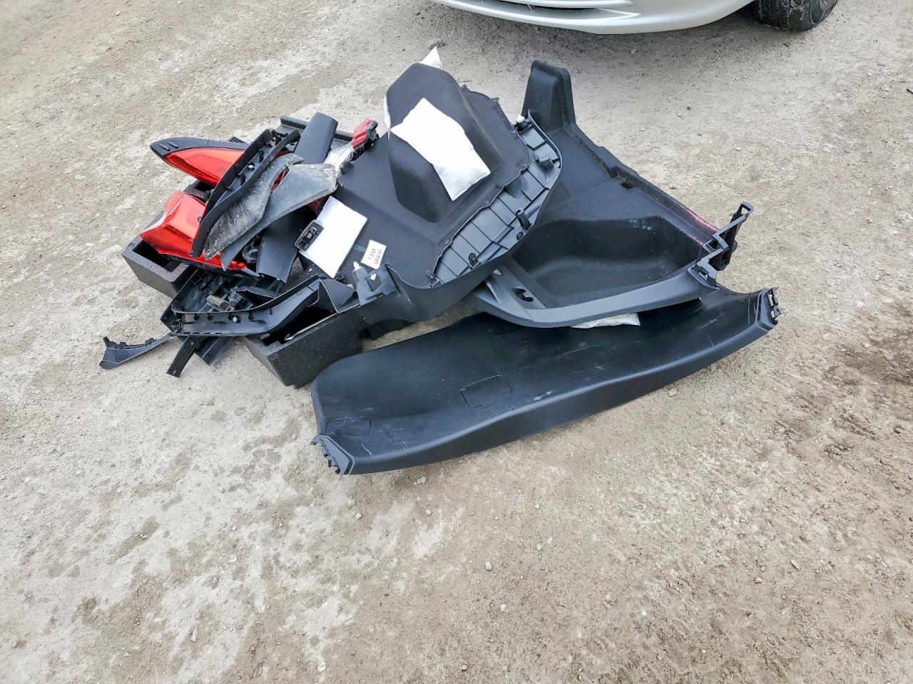 2018 Toyota C-Hr Xle - zdjęcie 13