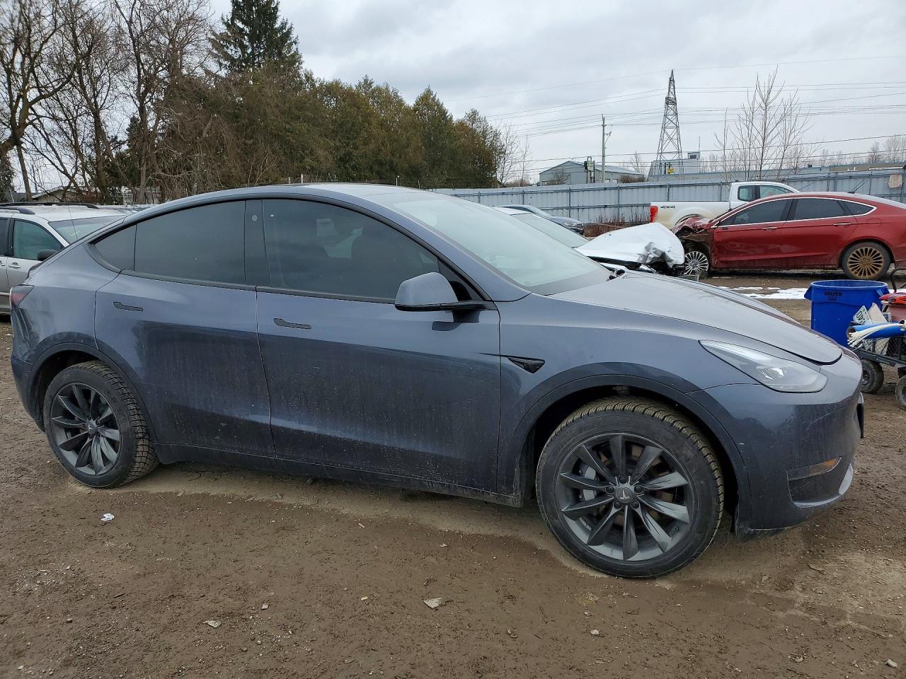 2023 Tesla Model Y - zdjęcie 4