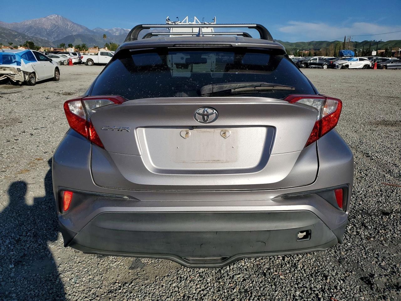 2018 Toyota C-Hr Xle Premium - zdjęcie 6