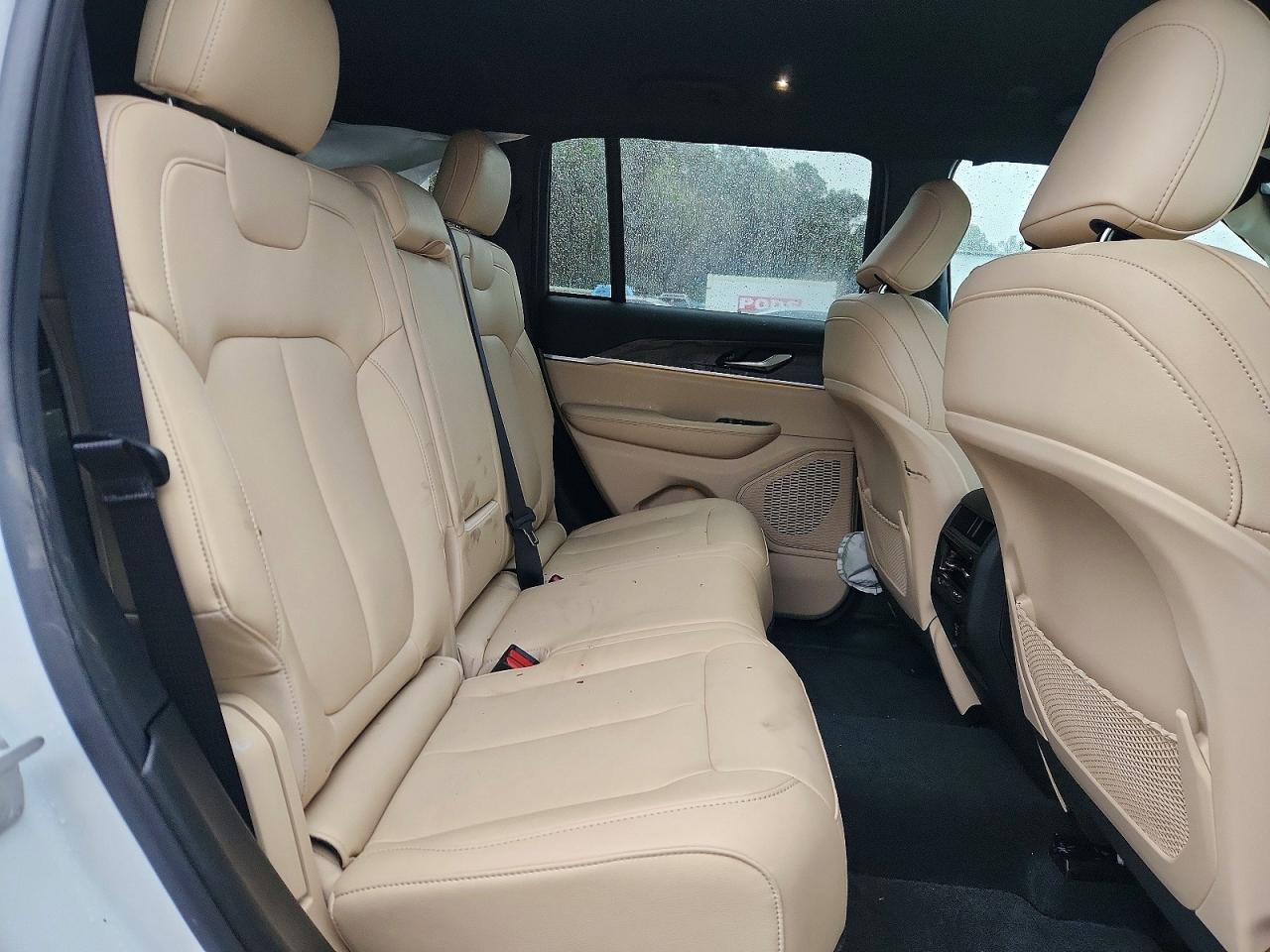 2025 Jeep Grand Cherokee Limited - zdjęcie 11