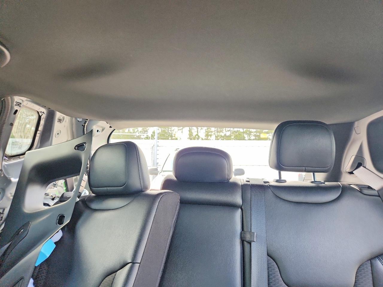 2024 Jeep Compass Latitude - zdjęcie 10