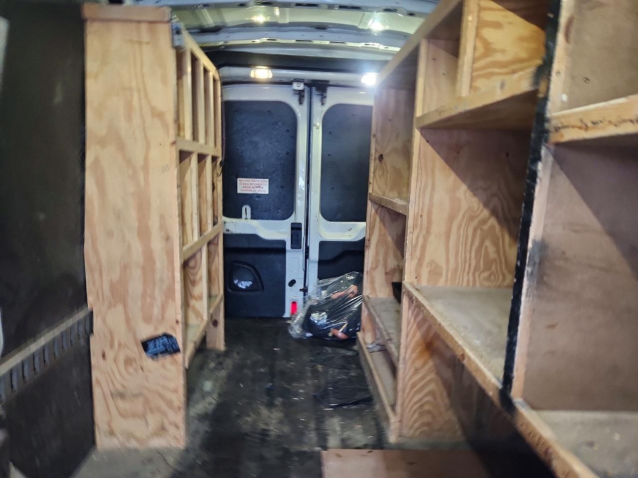 2018 Ford Transit T-150 - zdjęcie 10