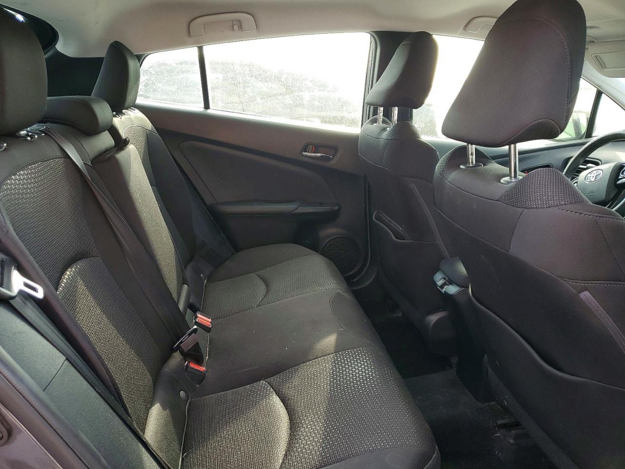 2022 Toyota Prius Le Awd-E - zdjęcie 10