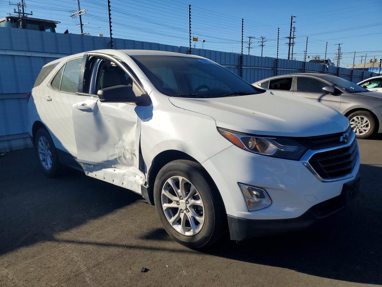 2019 Chevrolet Equinox Ls - zdjęcie 4