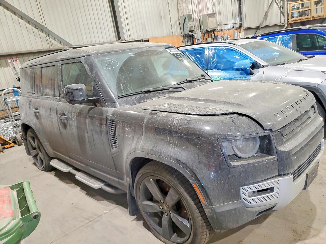 2023 Land Rover Defender 110 Se - zdjęcie 4