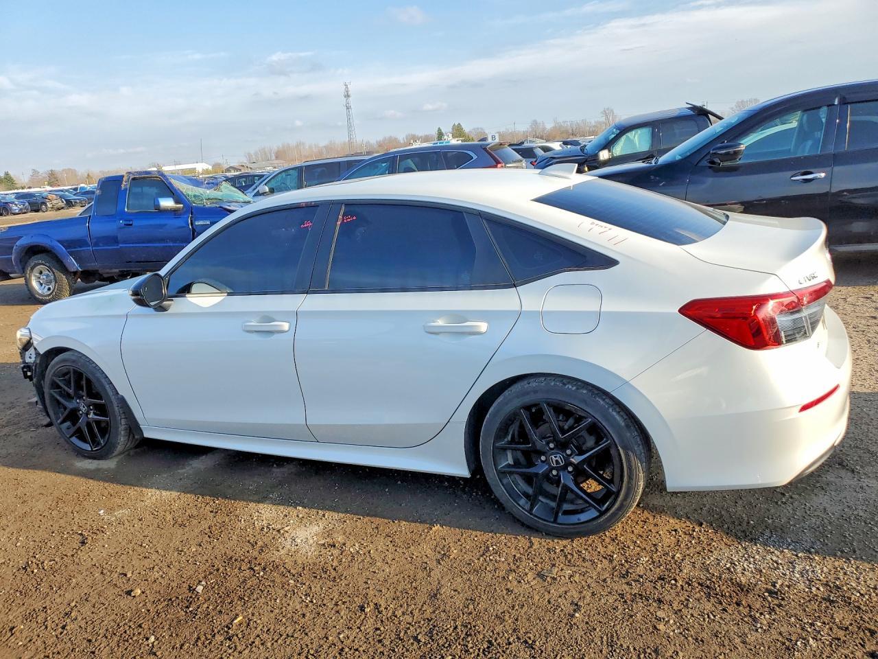 2022 Honda Civic Sport - zdjęcie 2