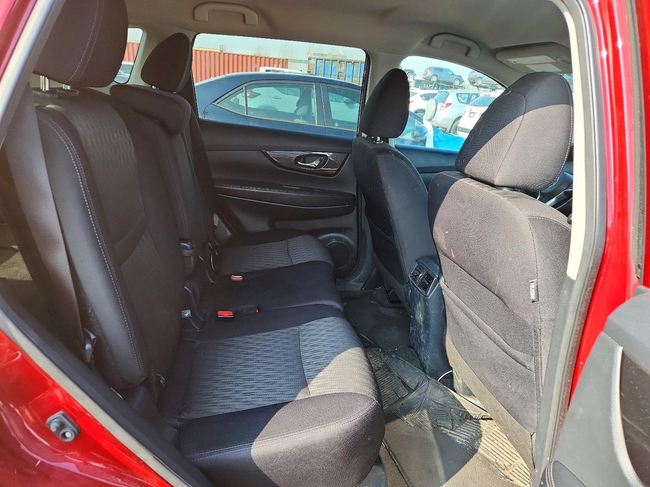 2020 Nissan Rogue S - zdjęcie 11