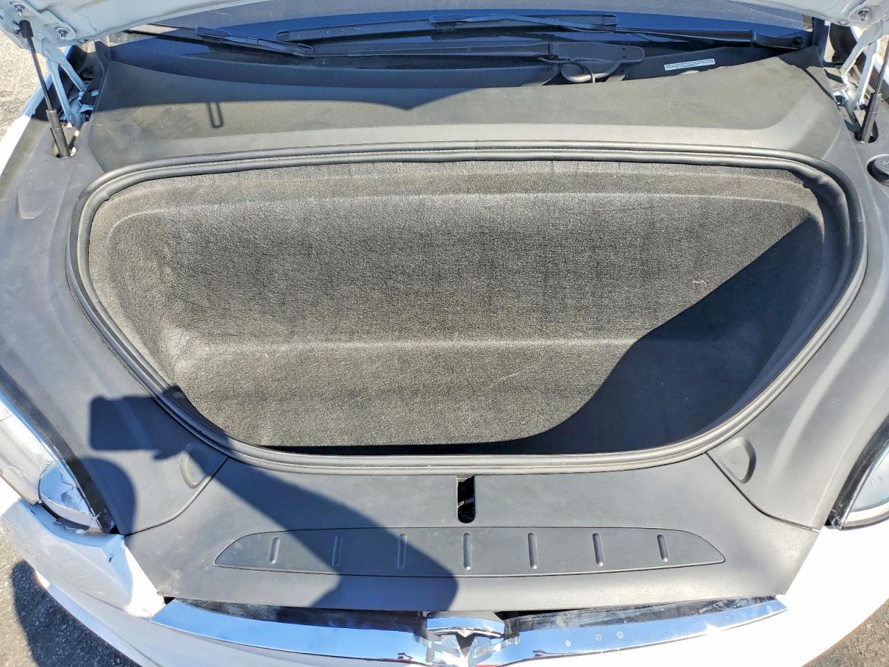 2020 Tesla Model X - zdjęcie 12