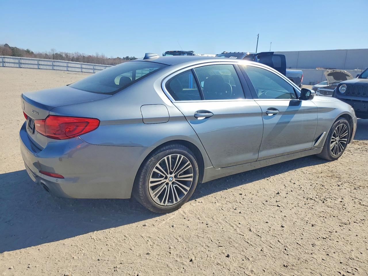 2019 BMW 530 Xi - zdjęcie 3